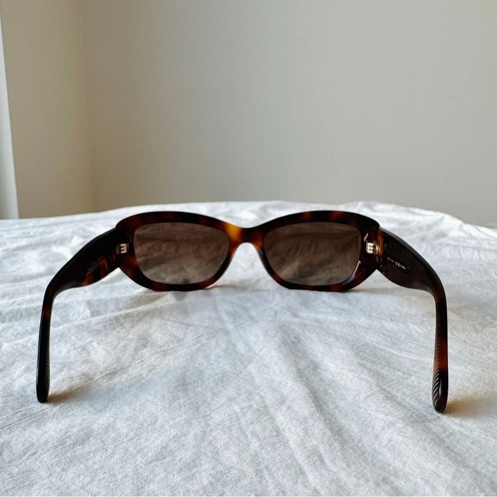 CHANEL Retangle Sunglasses 5493 - Picture 4 of 16